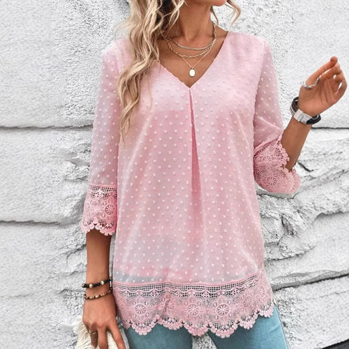 Blouse femme avec des détails en dentelle esthétique et des manches bouffantes Chic & Stil