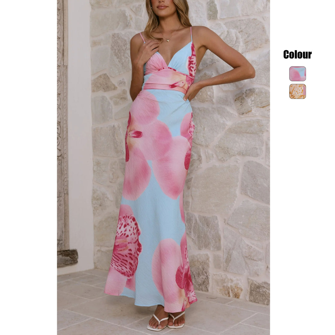 Women's maxi dress with floral design and refined ruffle details