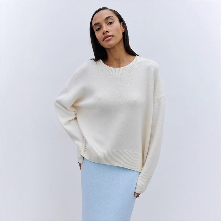 Pull en tricot confortable pour femmes avec une silhouette décontractée Chic & Stil