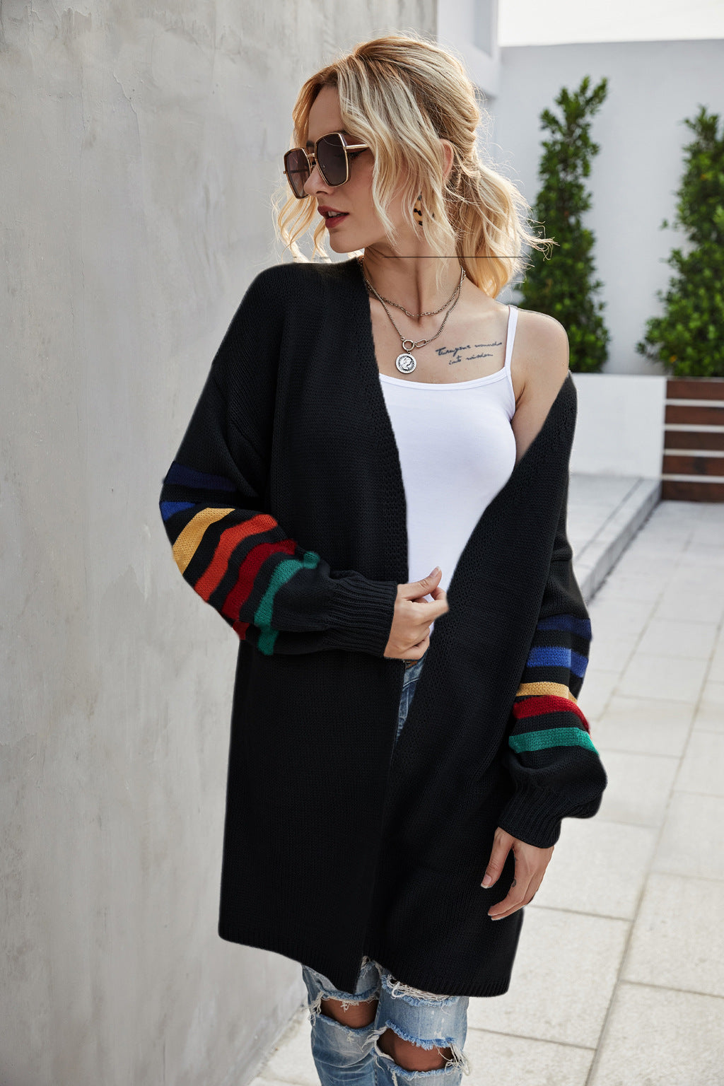 Cardigan confortable pour femmes avec manches colorées Chic & Stil