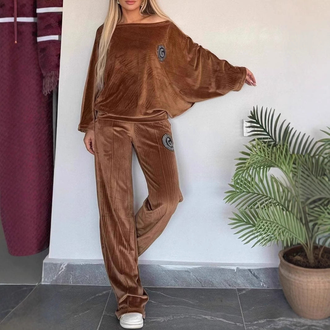 Ensemble décontracté en velours pour femme avec coupe douce Chic & Stil