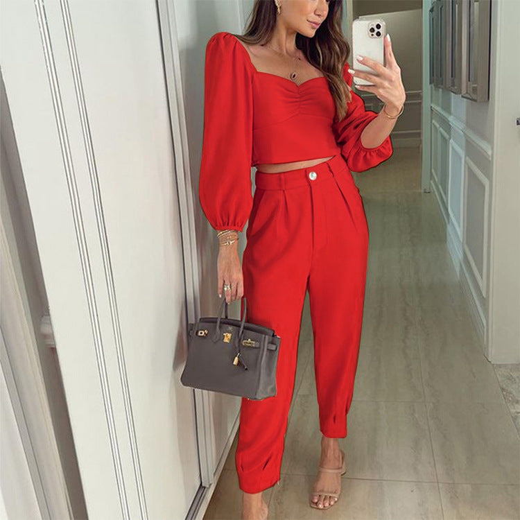 Two-piece outfit for women with puff sleeves and elegant high-waisted pants Lune London