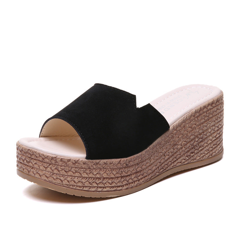 Ladies Wedge Sandals with Modern Cross Design and Non-Slip Sole Chic und Stil