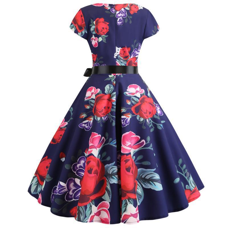 Robe midi femme avec des motifs floraux et jupe évasée Chic & Stil
