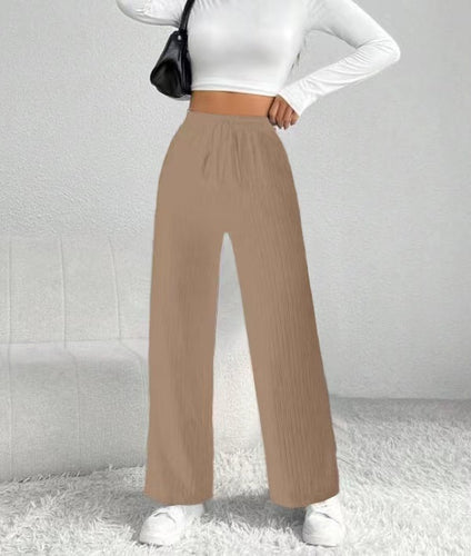 Wide pleated pants for women with elastic waistband Lune London