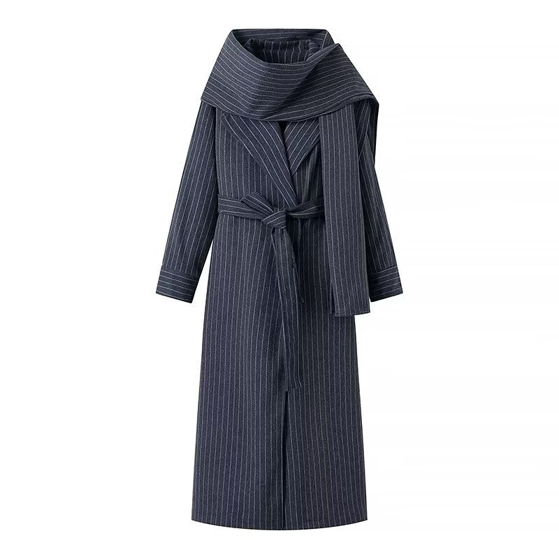 Wrap coat for women with elegant collar and belt Lune London