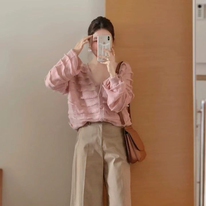 Cardigan pour femmes avec des détails de volants volumineux Chic & Stil