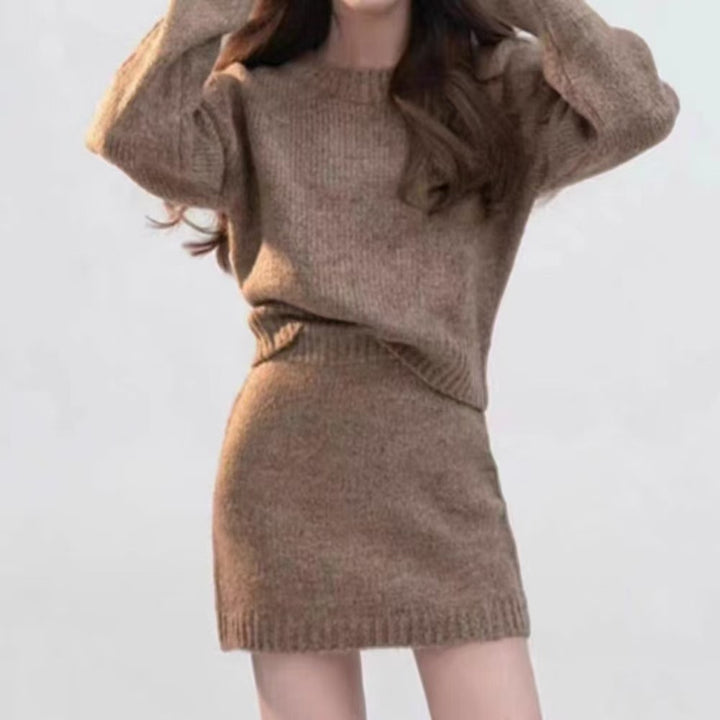 Robe en tricot pour femmes avec col haut et design texturé Chic & Stil