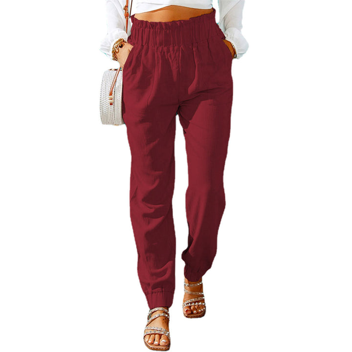 Comfortable and stylish summer pants for women with elastic waist and convenient pockets Lune London