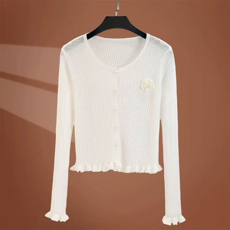 Knitted jacket for women with a delicate floral pattern Lune London