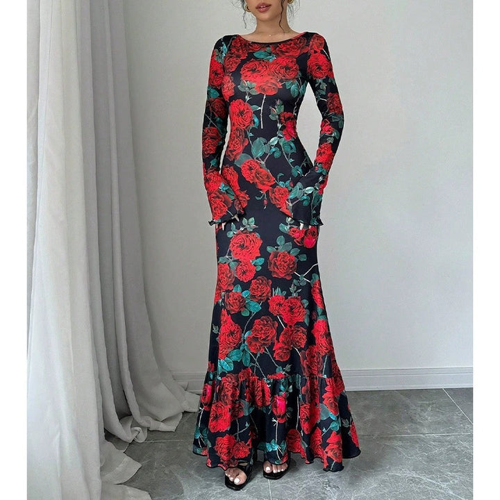 Robe maxi élégante pour femmes avec des détails de volants floraux et des manches longues Chic & Stil