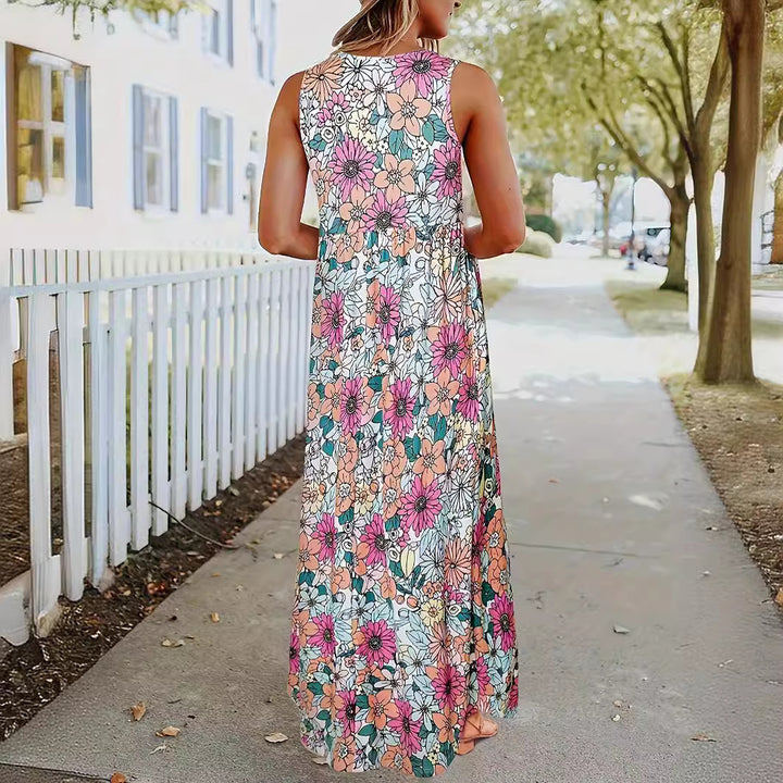 Women's maxi dress with floral pattern and practical pockets Lune London