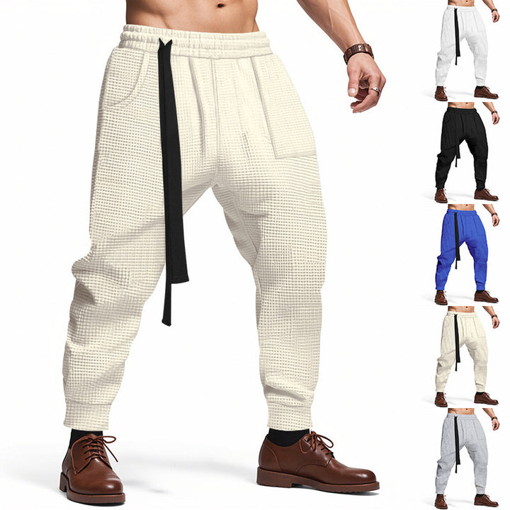 Stylish leisure pants for men with elastic waistband and practical pockets Lune London