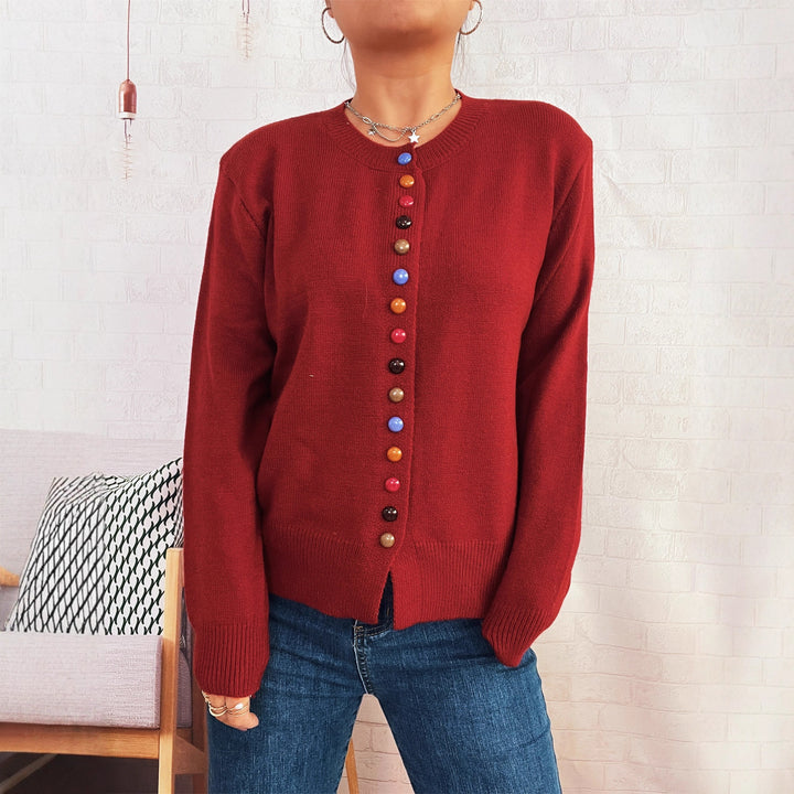 Cardigan pour femmes avec détail de bouton coloré Chic & Stil