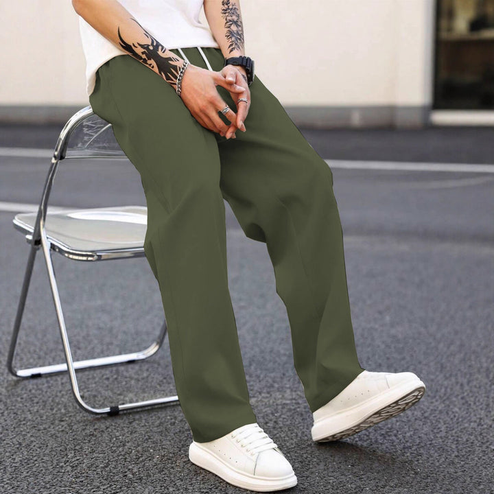 Men's Fashionable Leisure Pants with A Loose Fit and Elastic Waistband Lune London