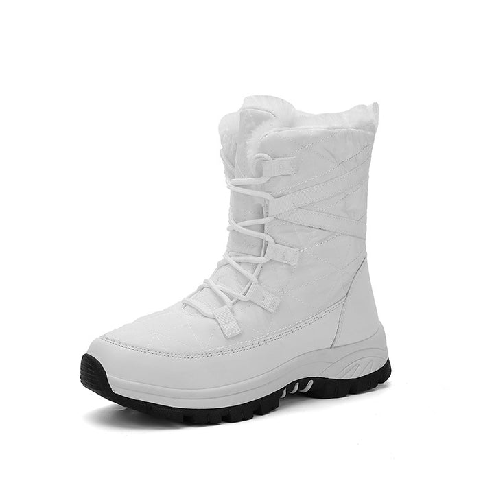 Winter boots for women with insulated lining and non-slip sole Lune London