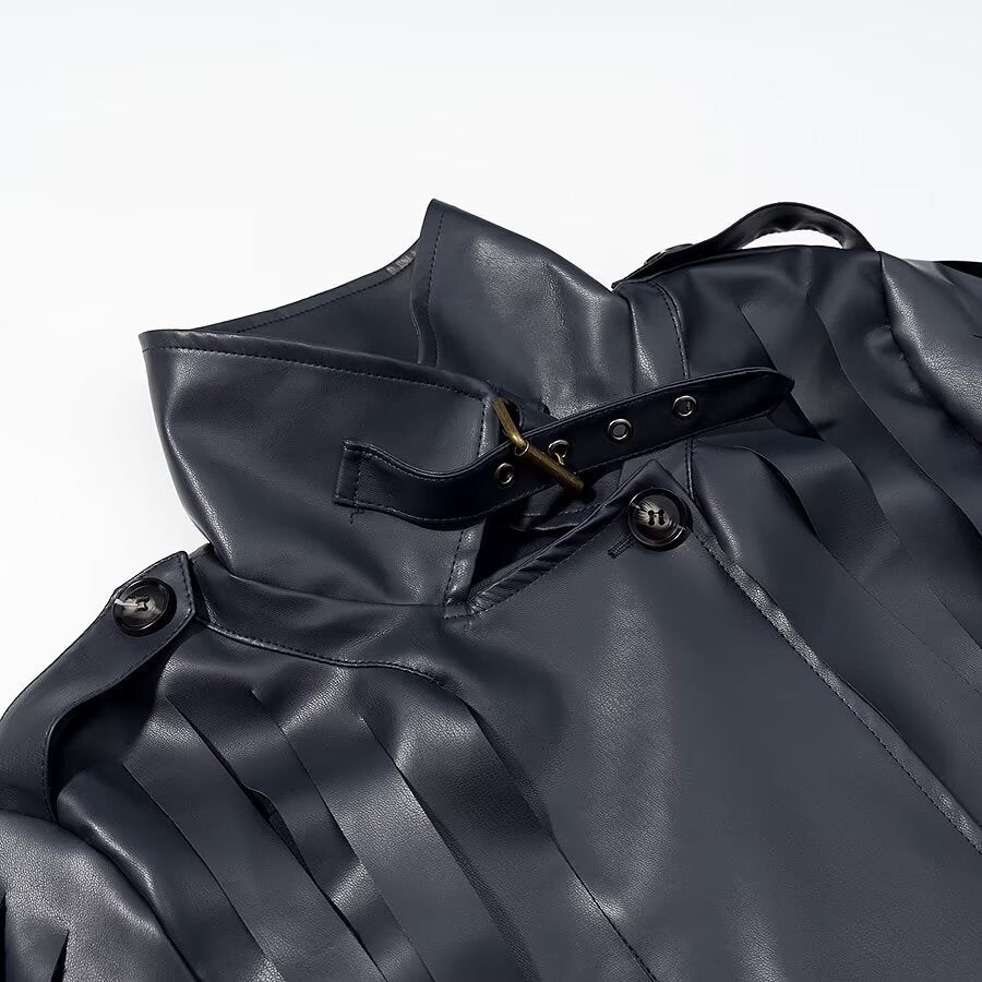Veste de navigation brillante pour femmes avec des détails frangés et une ceinture pratique Chic & Stil