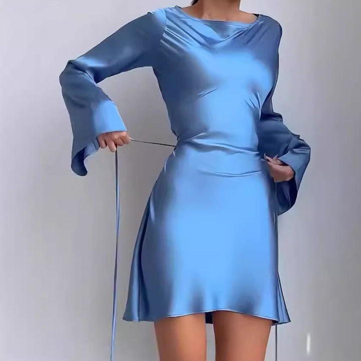 Ladies Elegant Wrap Dress in Smooth Fabric and Wide Sleeves Lune London