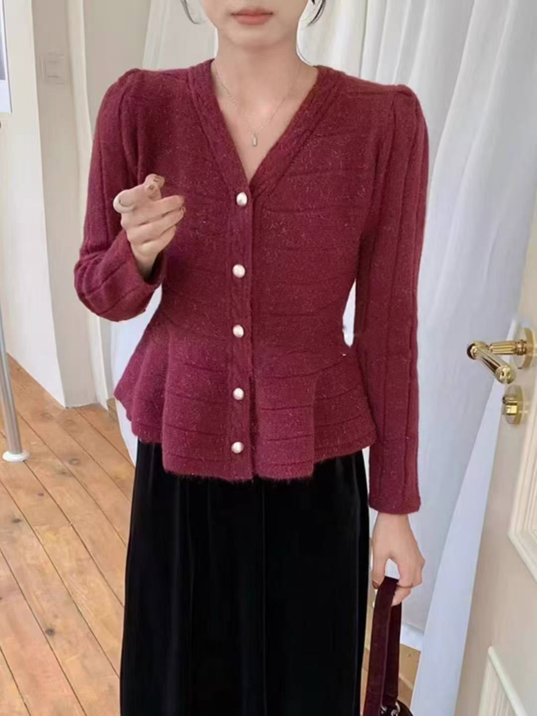 Ladies elegant cardigan with textured design and feminine puff sleeves Lune London