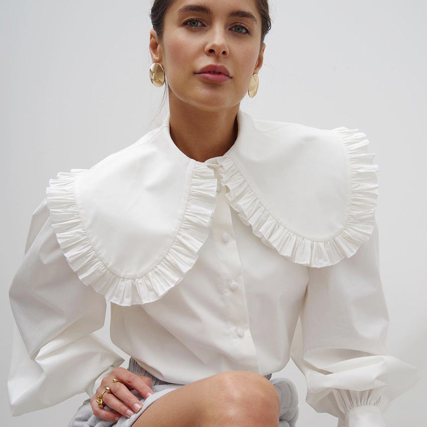 Women Elegant blouse with decorative frill collar and ruffled sleeves Lune London