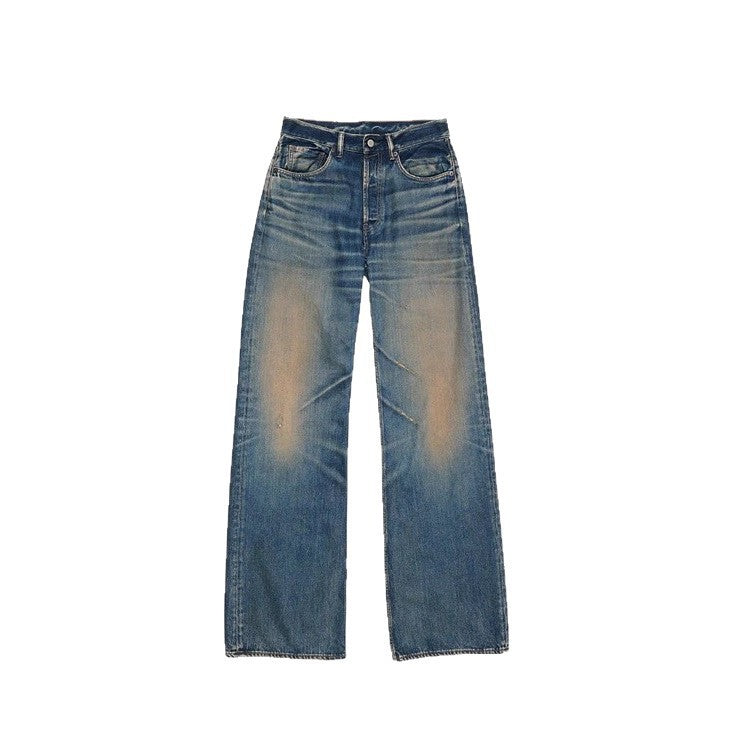 High-waisted jeans for women in a casual bootcut style with frayed hem Lune London