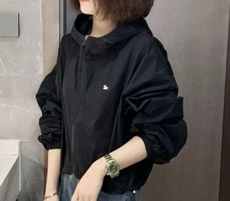 Veste coupe-vent légère et respirante pour femmes Chic & Stil