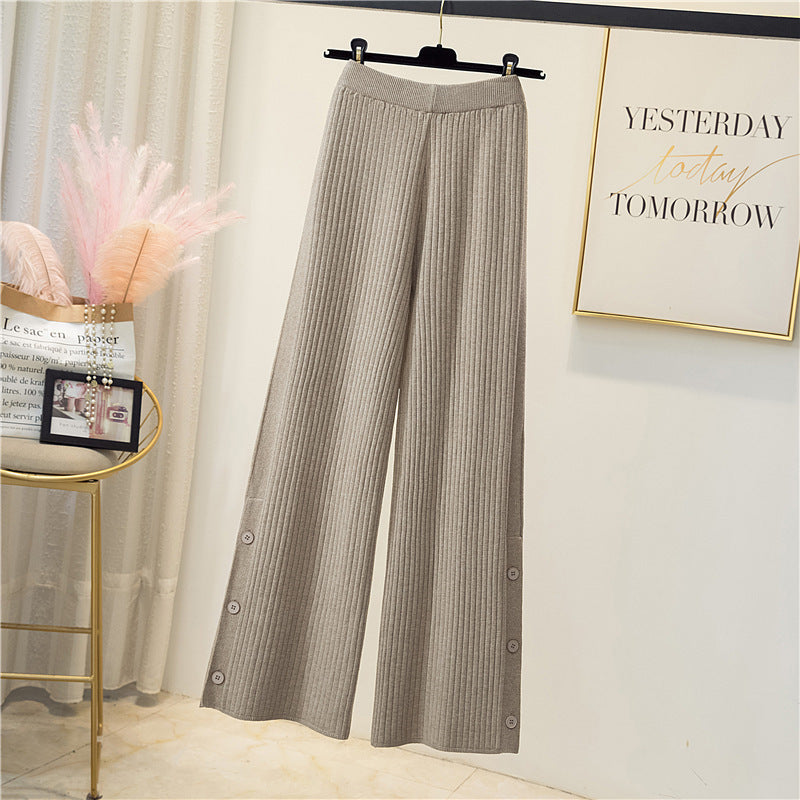 Pleated palazzo pants for women with button details Lune London