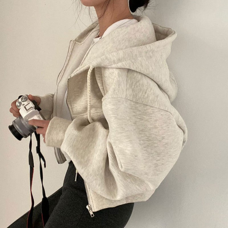 Oversized hoodie for women with practical pockets Lune London
