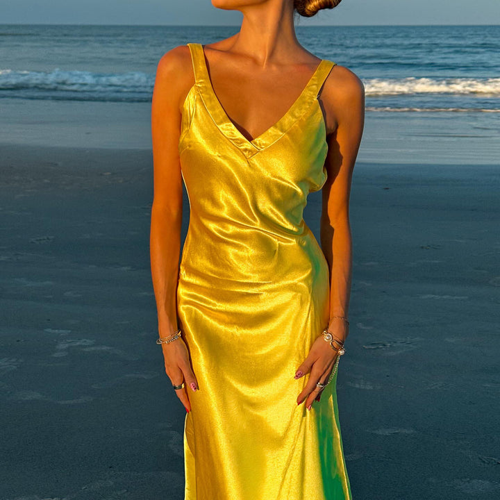 Women's Summer Maxi Dress with Elegant V-Neck and Flowing Silhouette Lune London
