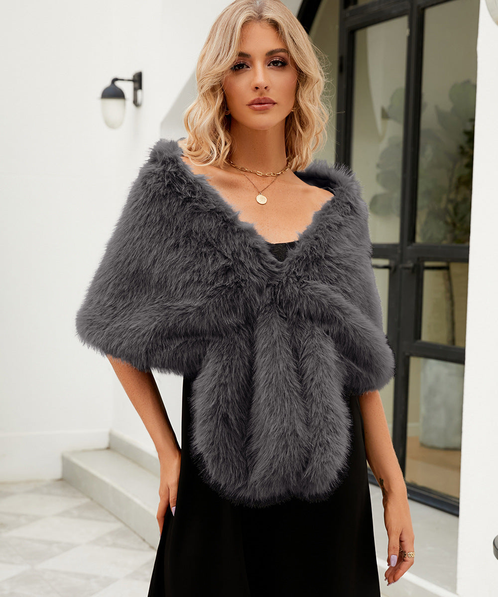 Ladies Luxurious Faux Fur Scarf Lune London