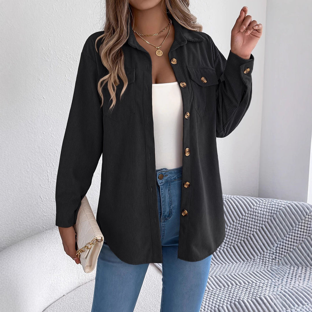Casual corduroy jacket for women with practical pockets and stylish buttons Lune London