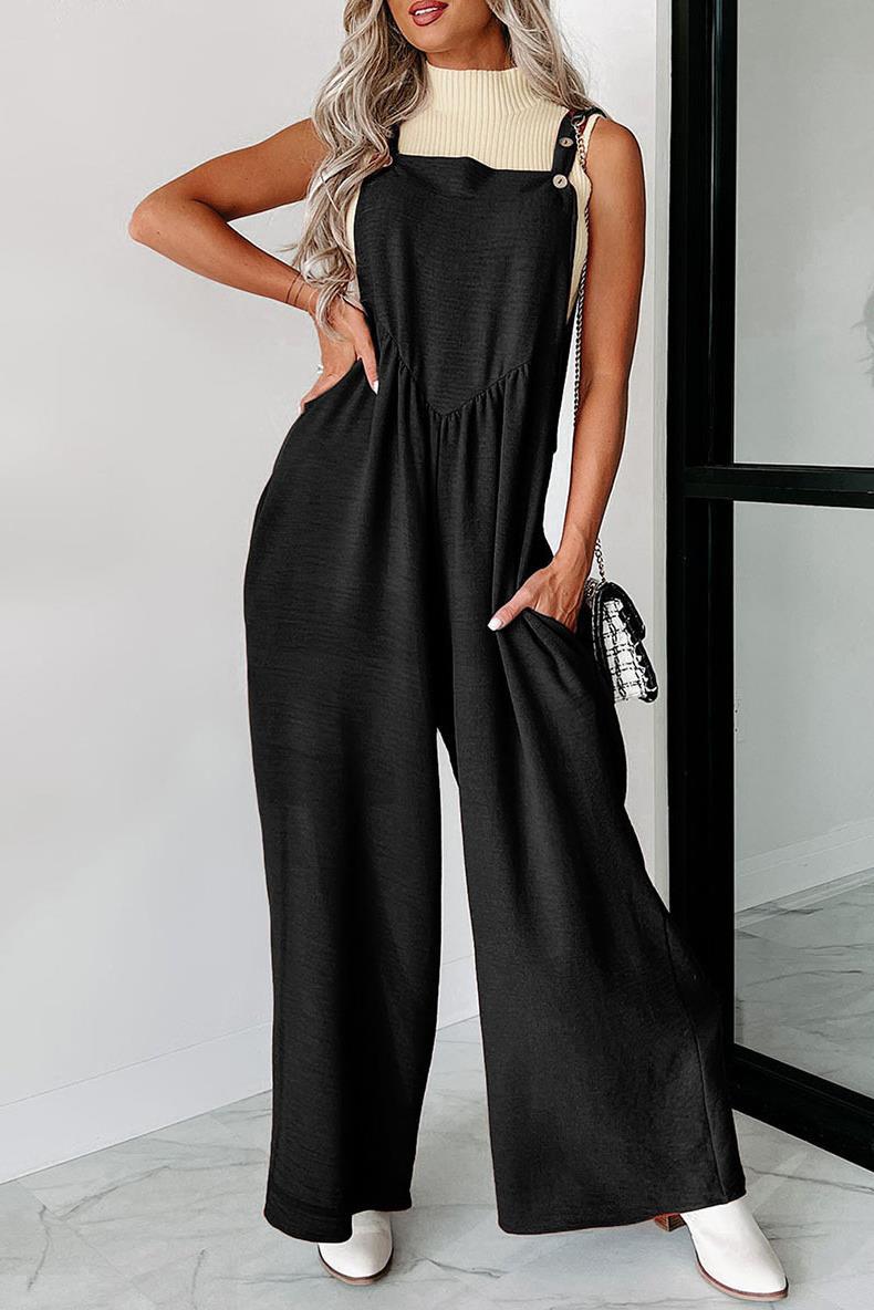 Casual women's jumpsuit with wide leg and decorative button details Lune London