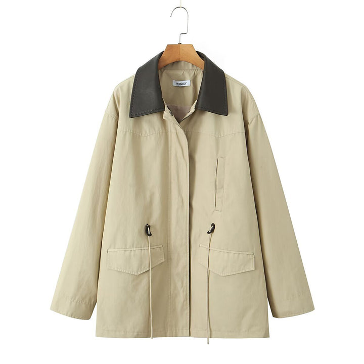 Women's transitional jacket with practical pockets and adjustable drawstring Lune London