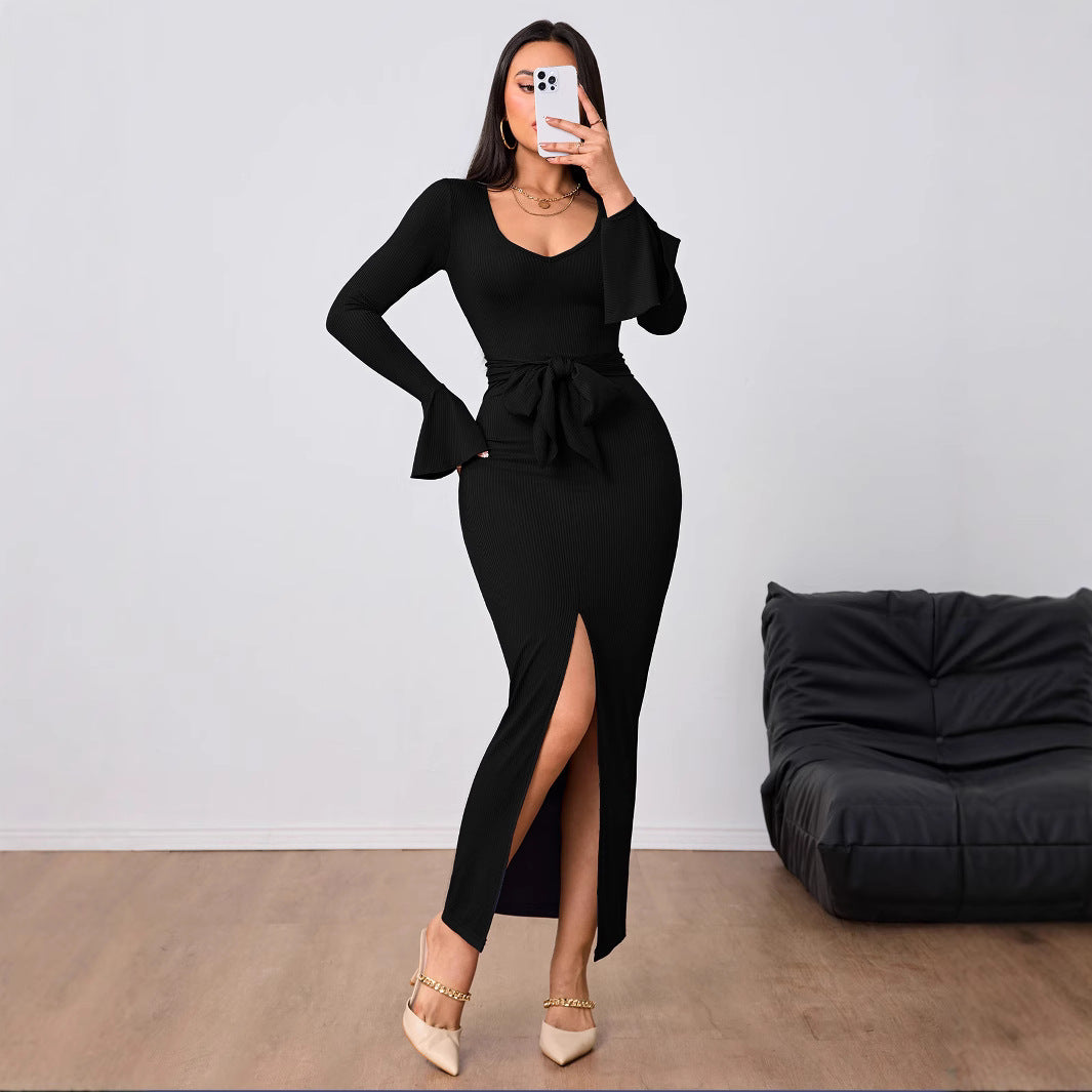 Robe femme avec décolleté en V et manches évasées Chic & Stil