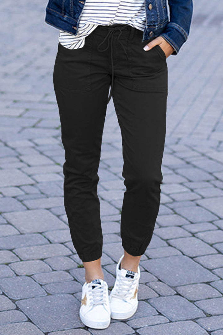 Comfortable cargo pants for women with elastic waist and practical pockets Lune London