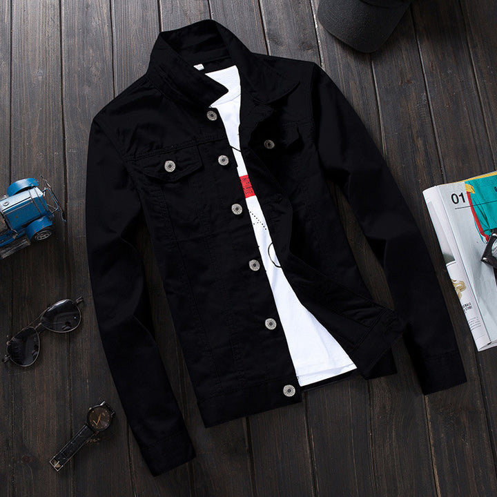 Women's denim jacket with a modern cut and practical pockets Lune London