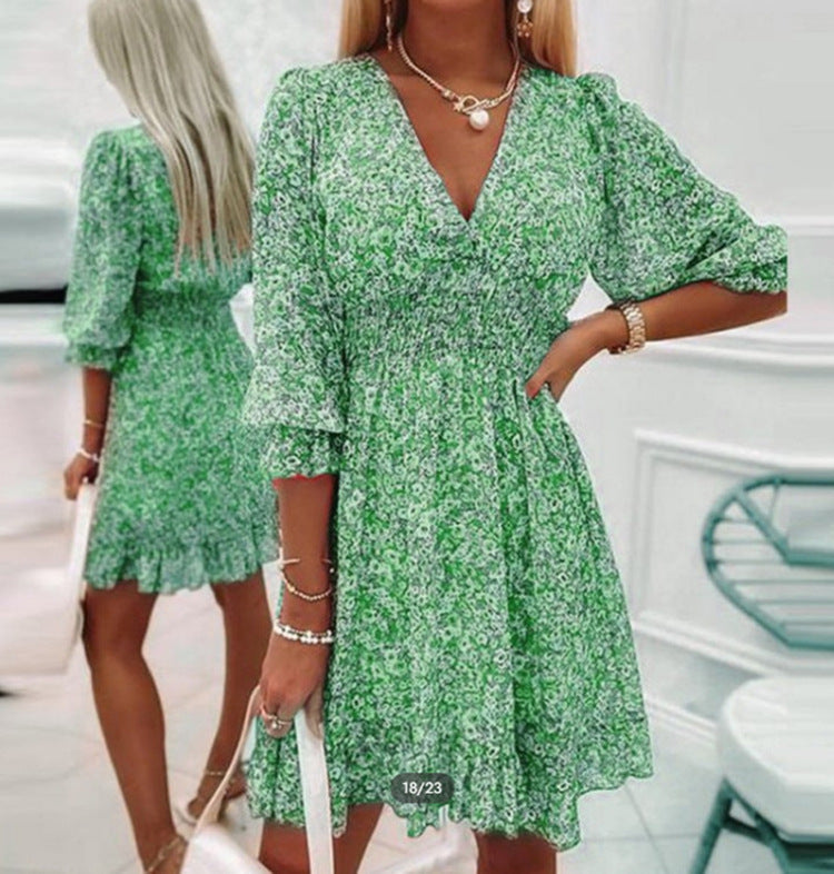 Ladies playful mini dress with V-neck and airy sleeves Lune London
