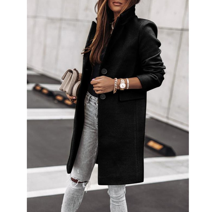 Ladies Elegant Wool Coat with Stylish Lapels and Practical Pockets Lune London