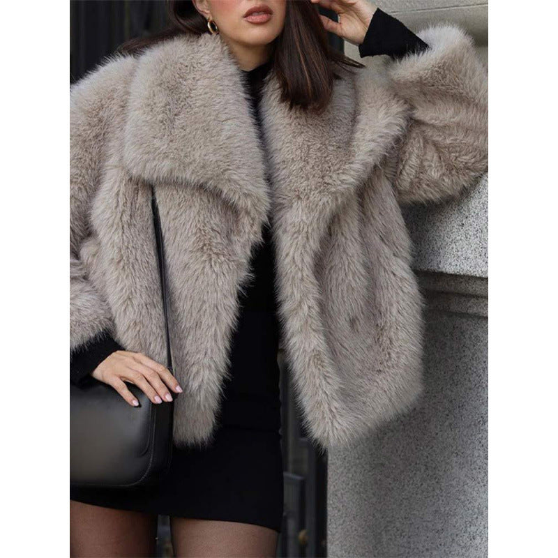 Ladies Soft Teddy Jacket with Wide Lapels Lune London