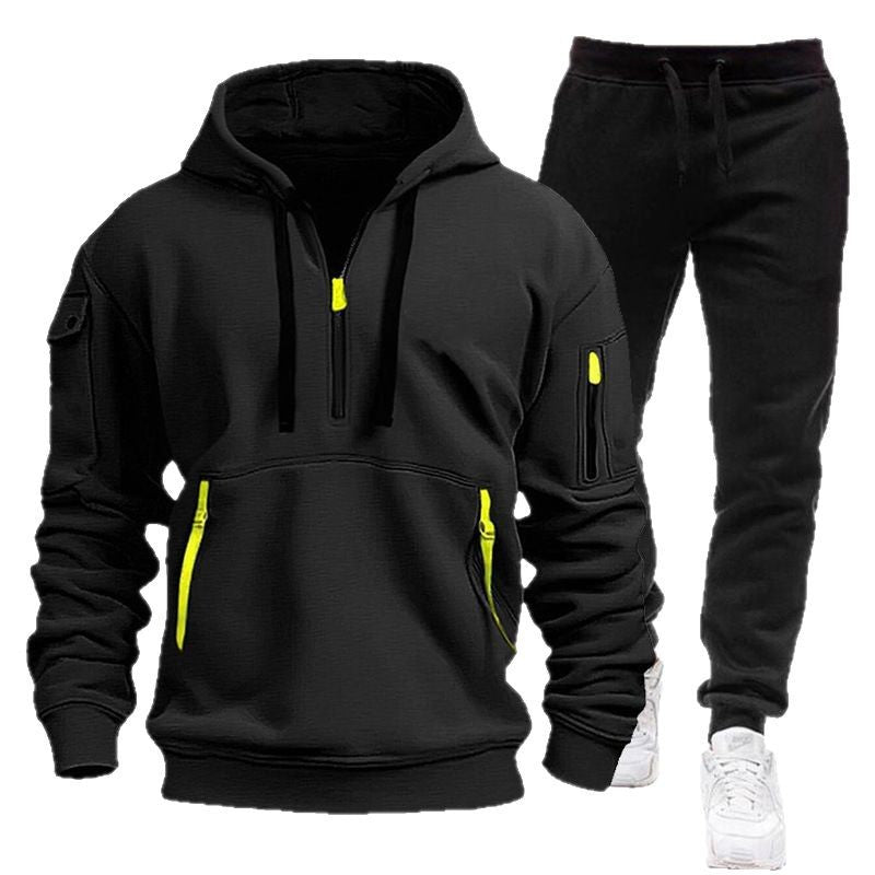 Women's functional hooded sweatshirt with practical zip pockets Chic & Stil