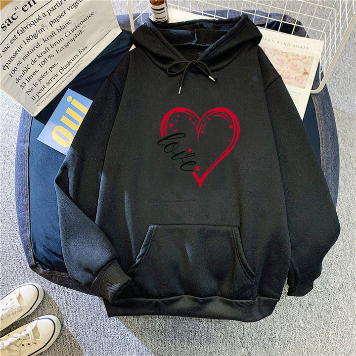 Women's hoodie with romantic heart design and high-quality fleece Chic & Stil