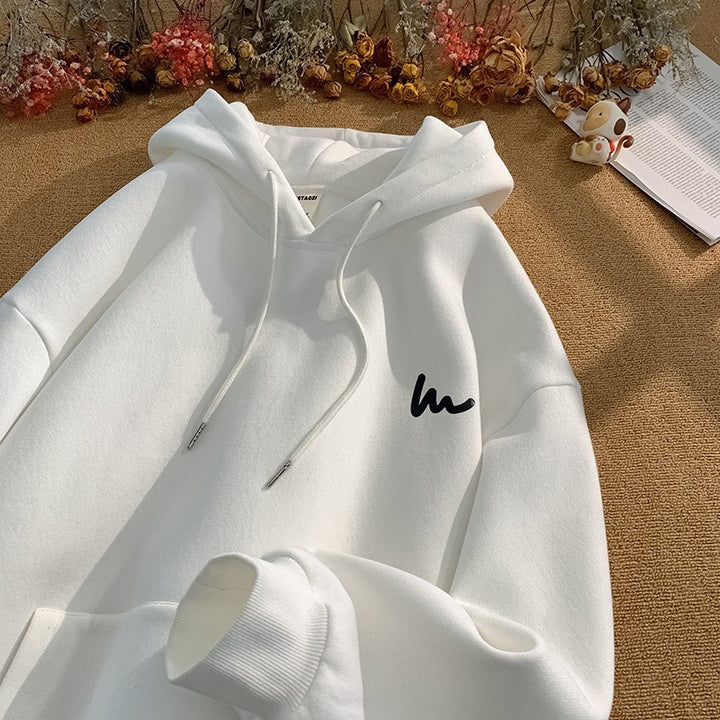 Women's hoodie with a casual oversized cut and high-quality microfiber material Chic & Stil