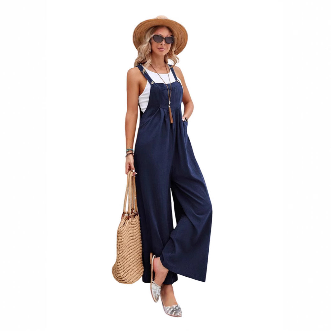 Ladies casual jumpsuit with wide legs and adjustable straps Lune London