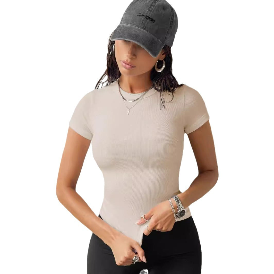 Women's Form-Fitting Ribbed Top with Short Sleeves and Stylish Round Neckline Lune London