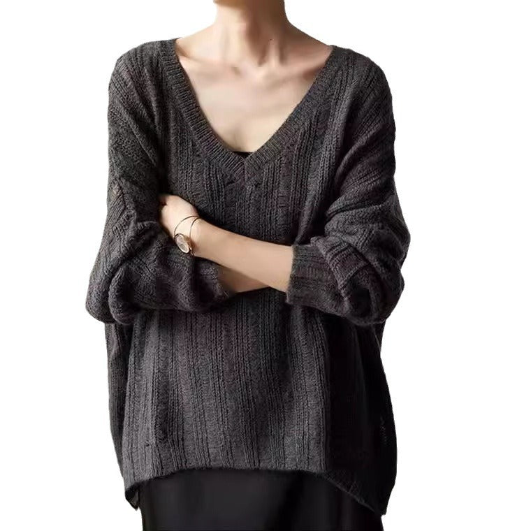 Pull en tricot épais pour femmes avec décolleté en V profond et coupe décontractée Chic & Stil