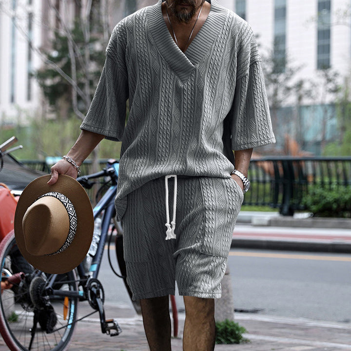 Men's casual knit set with V-neck and loose fit Lune London