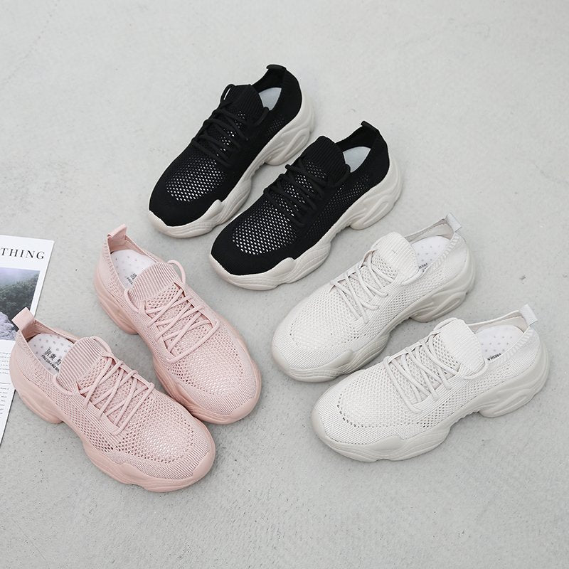 Breathable sneakers for women with an elegant mesh structure and a soft sole Lune London
