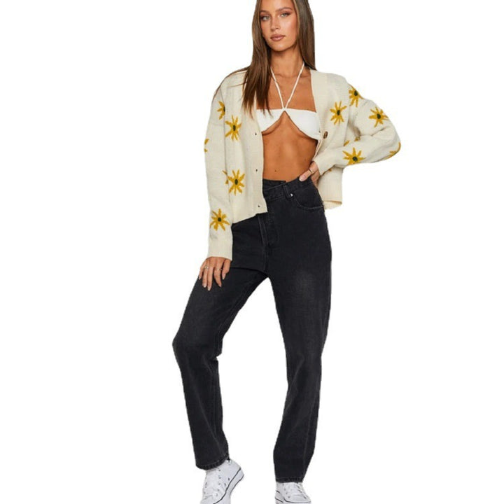 Ladies cozy pullover with floral appliques Lune London