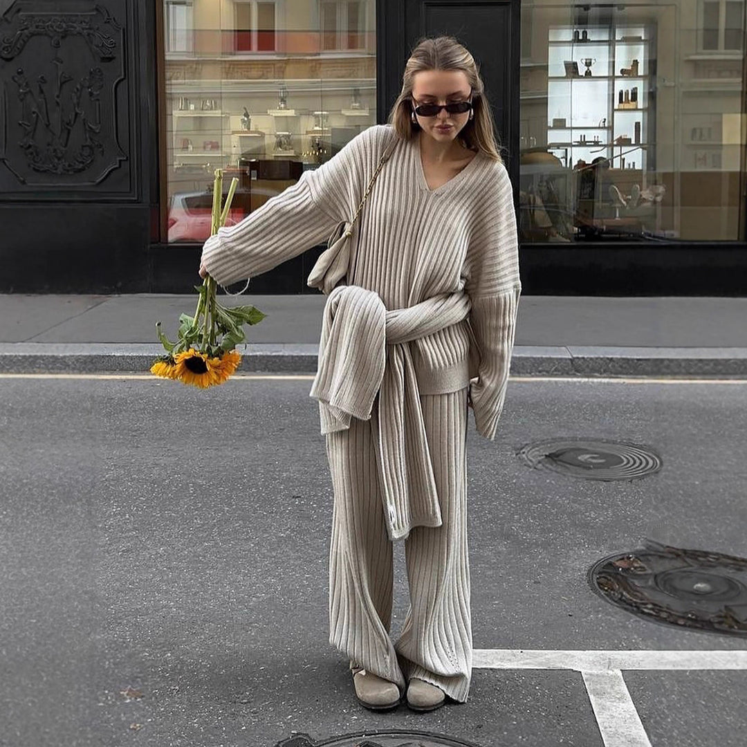 Ensemble tricot pour femmes à coupe décontractée et design élégant Chic & Stil