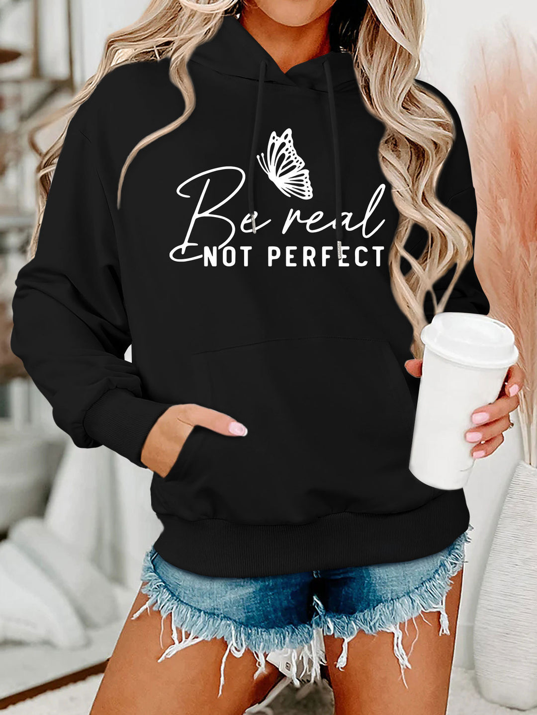 Haut à capuche pour femmes avec motif créatif et coupe confortable Chic & Stil